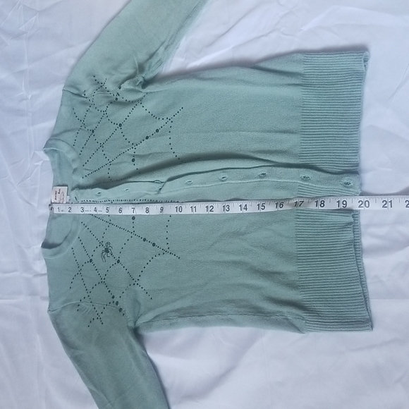 Women's Green Vintage Spider Web Cardigan size Small - Picture 3 of 10